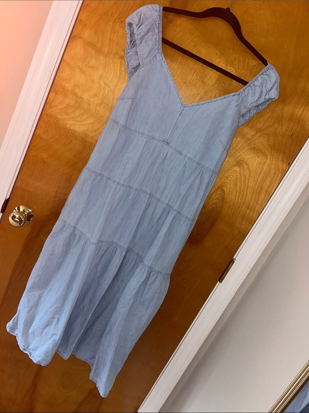 Old Navy Light Blue Tiered V-Neck Midi Dress with Puff Sleeves - Picture 1 of 8